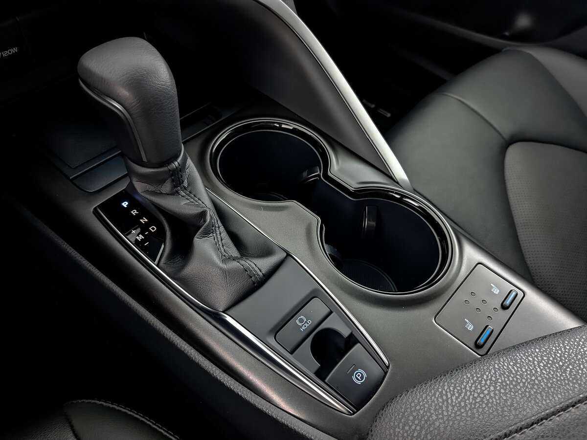 Купить Toyota Camry с пробегом. Фото: #22