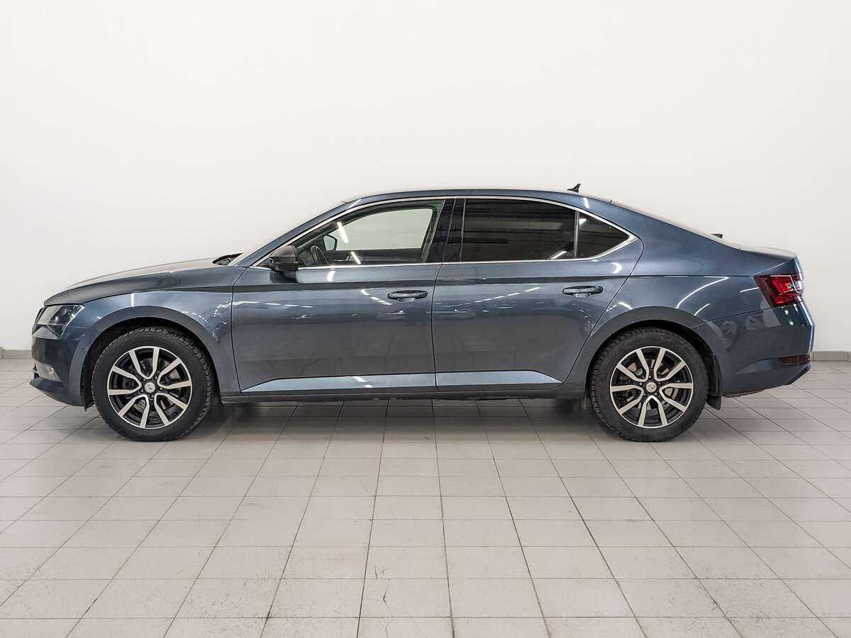 Купить Skoda Superb с пробегом. Фото: #7