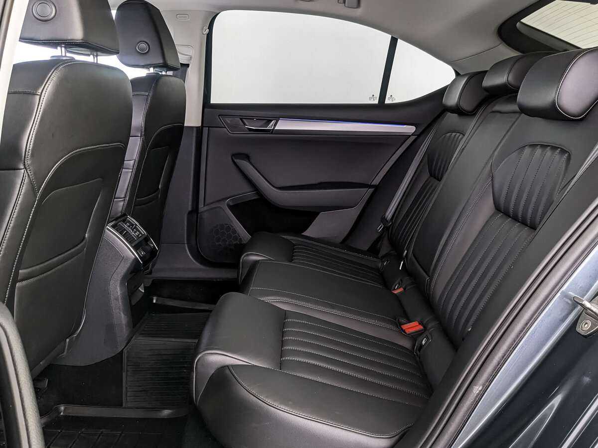 Купить Skoda Superb с пробегом. Фото: #13