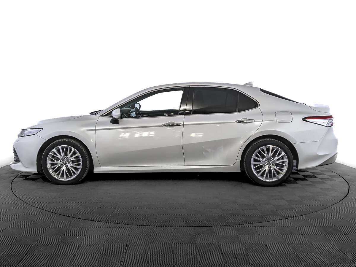 Купить Toyota Camry с пробегом. Фото: #7