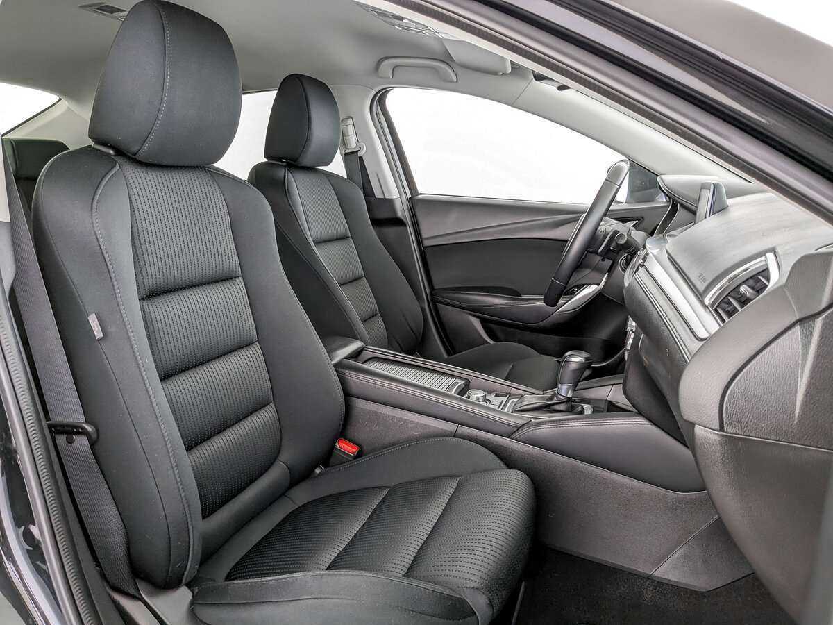 Купить Mazda 6 с пробегом. Фото: #17