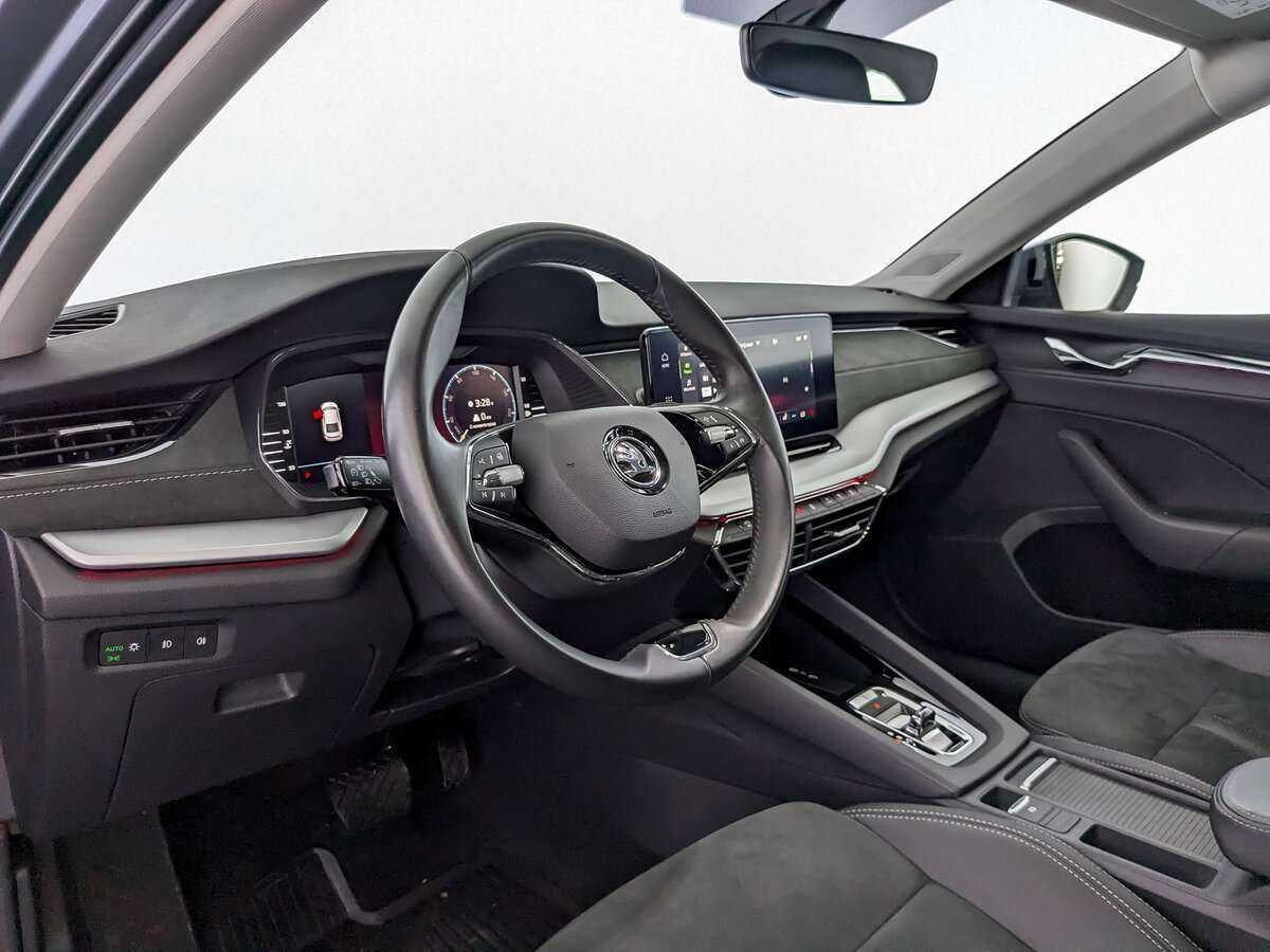 Купить Skoda Octavia с пробегом. Фото: #14