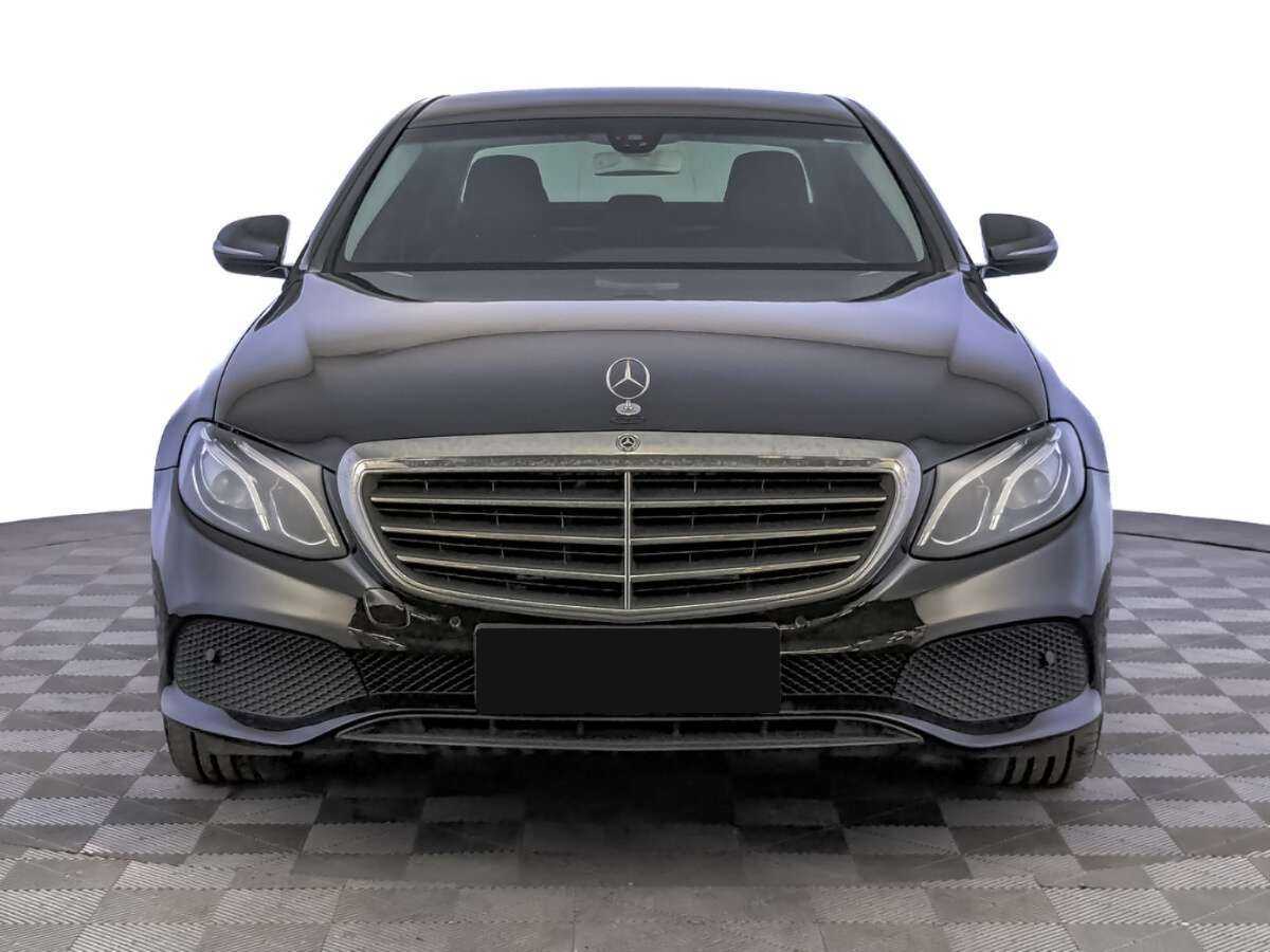 Купить Mercedes-Benz E-Класс с пробегом. Фото: #1