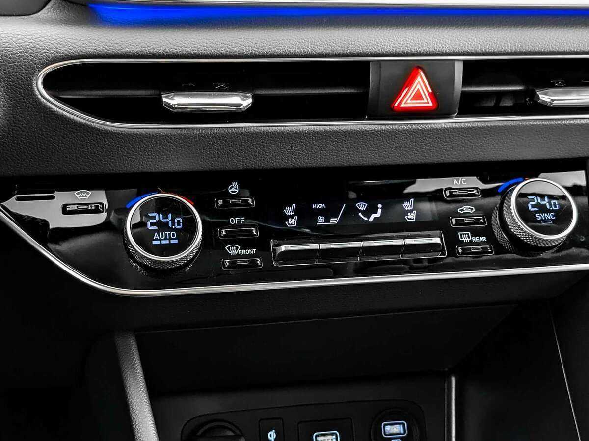 Купить Hyundai Sonata с пробегом. Фото: #21