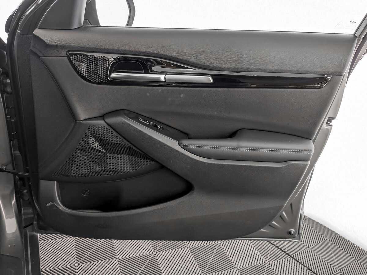 Купить Kia Seltos с пробегом. Фото: #22