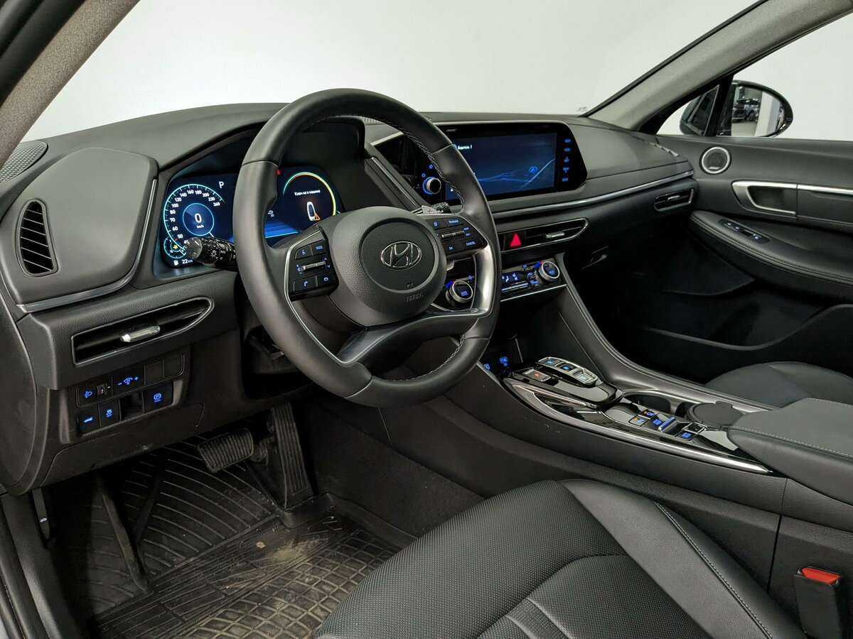 Купить Hyundai Sonata с пробегом. Фото: #18