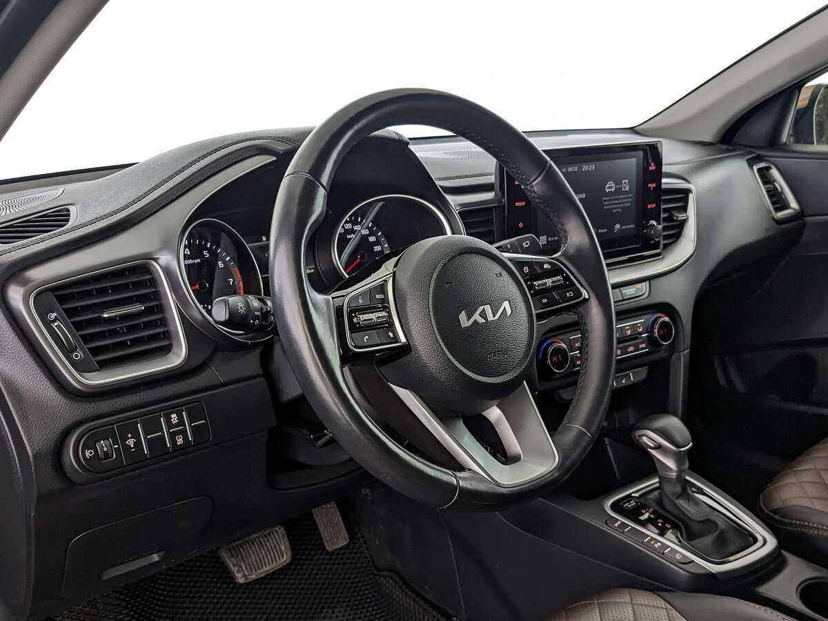 Купить Kia Ceed с пробегом. Фото: #10