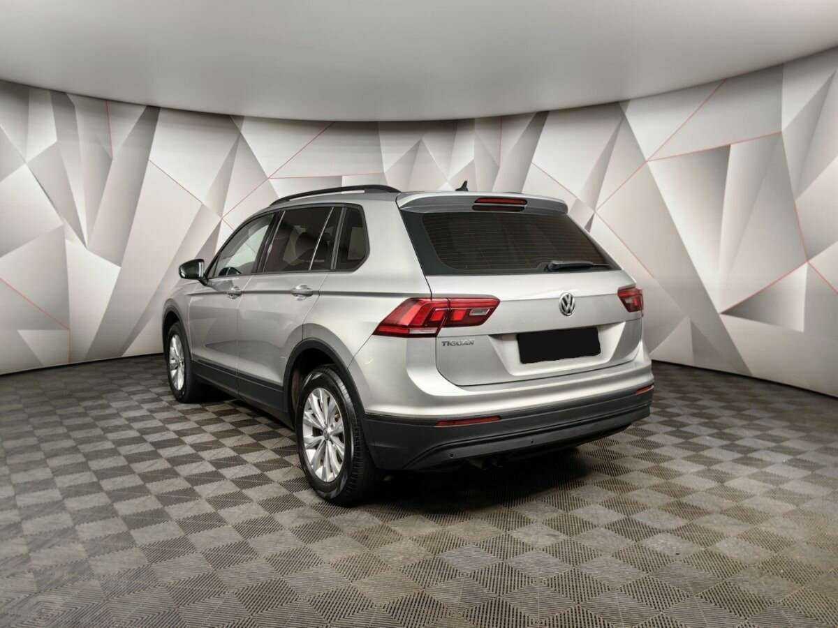 Купить Volkswagen Tiguan с пробегом. Фото: #3