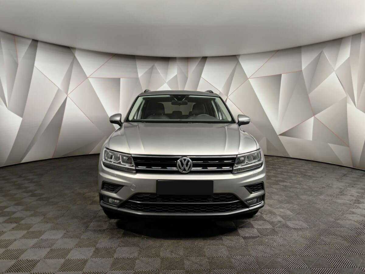 Купить Volkswagen Tiguan с пробегом. Фото: #6