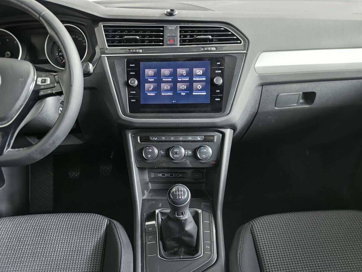 Купить Volkswagen Tiguan с пробегом. Фото: #14