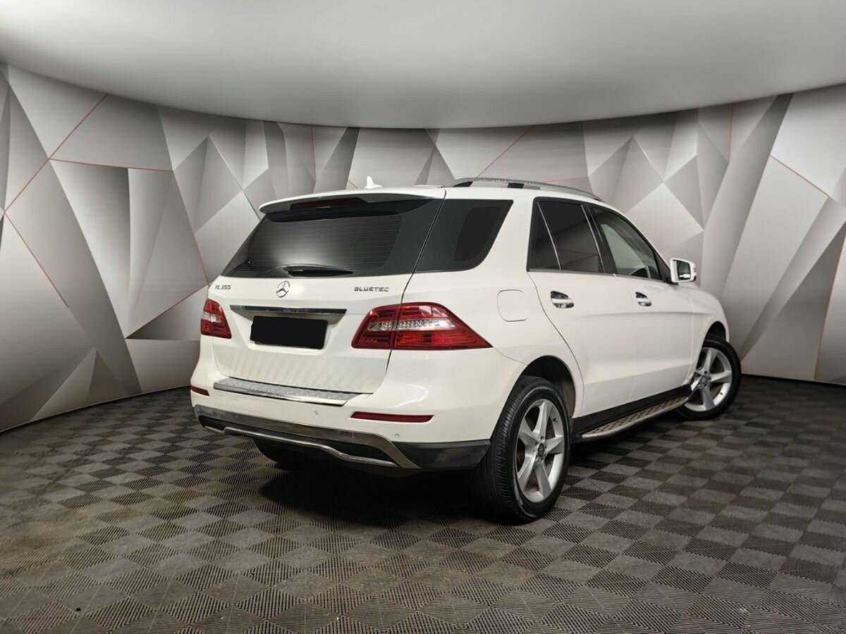 Купить Mercedes-Benz M-Класс с пробегом. Фото: #1