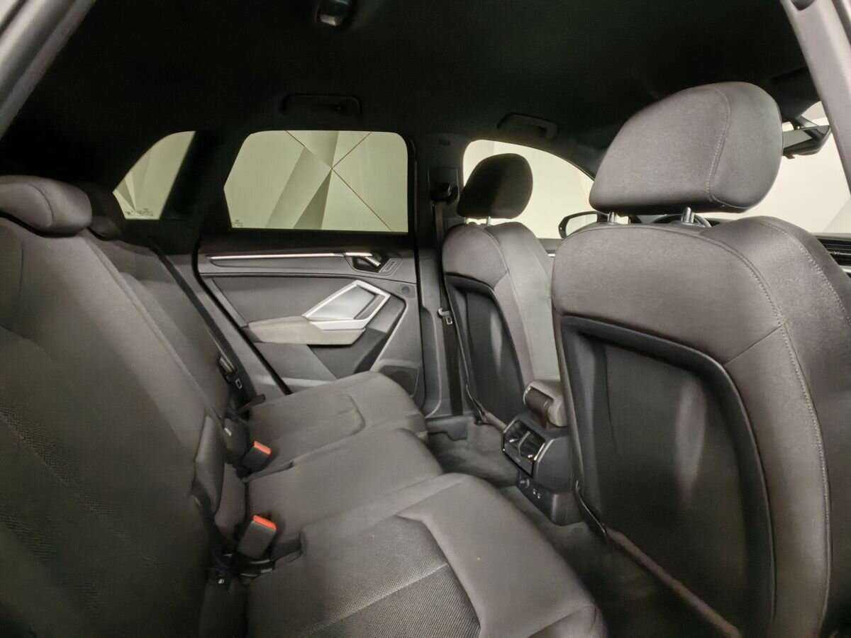 Купить Audi Q3 с пробегом. Фото: #10