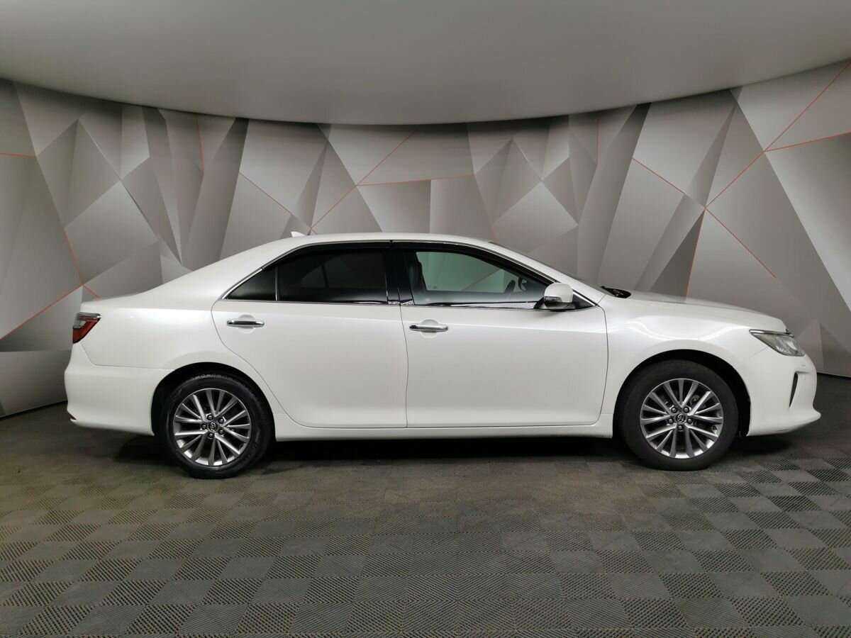 Купить Toyota Camry с пробегом. Фото: #5