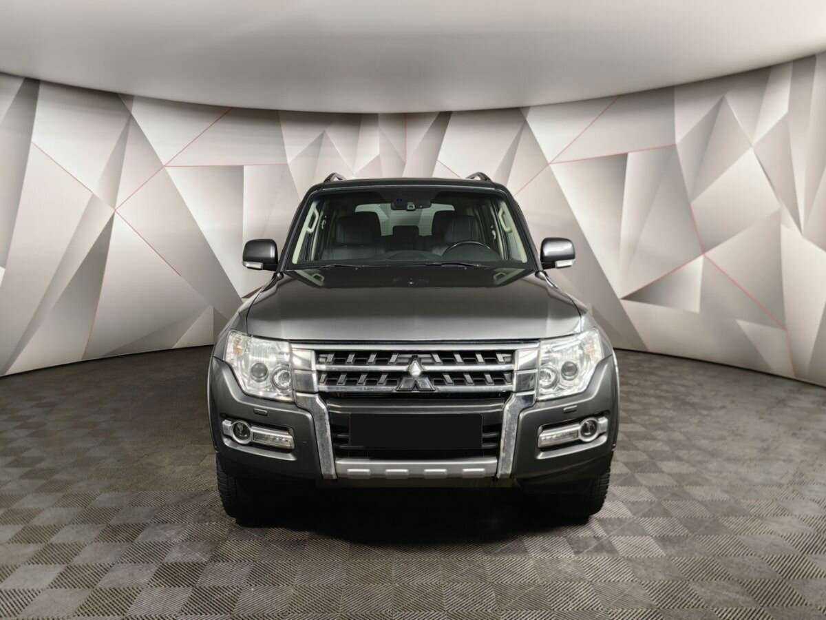 Купить Mitsubishi Pajero с пробегом. Фото: #6