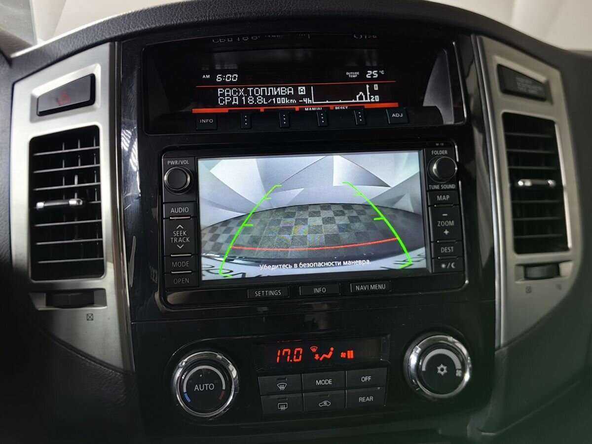 Купить Mitsubishi Pajero с пробегом. Фото: #15