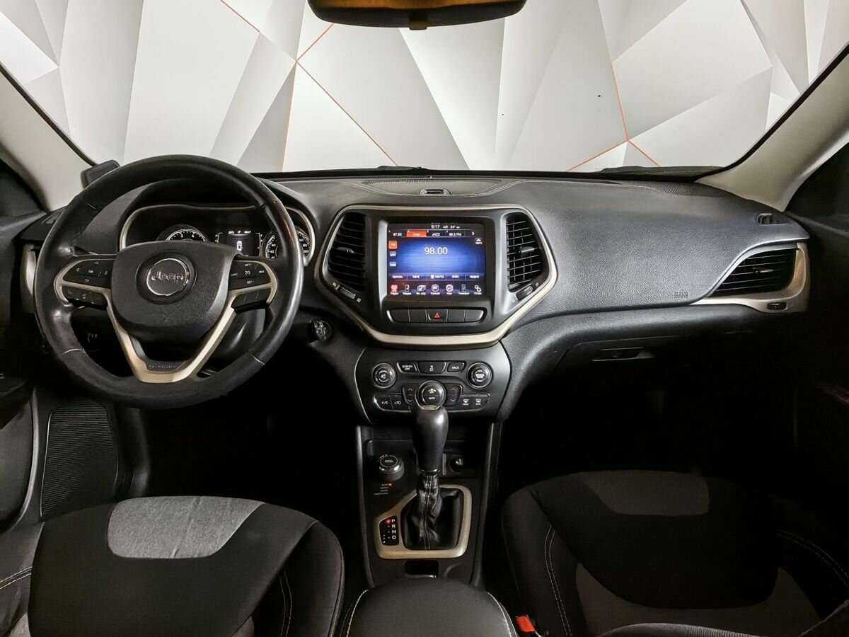 Купить Jeep Cherokee с пробегом. Фото: #9