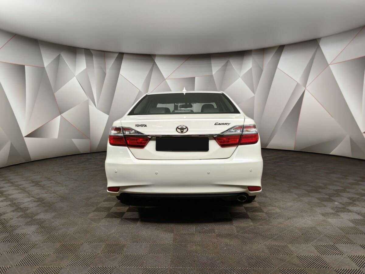 Купить Toyota Camry с пробегом. Фото: #7