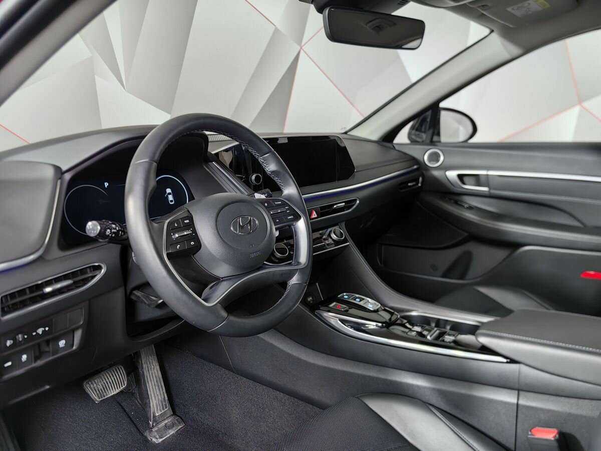 Купить Hyundai Sonata с пробегом. Фото: #10