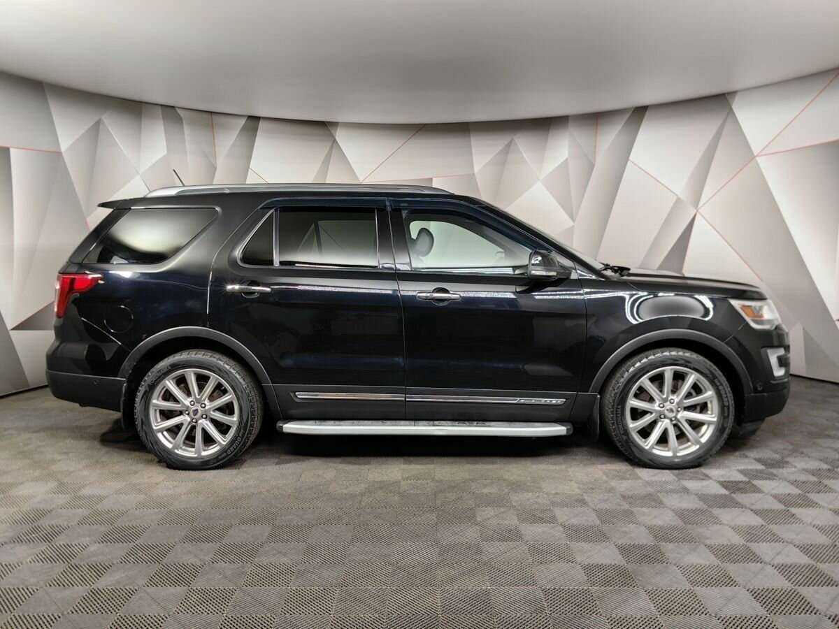 Купить Ford Explorer с пробегом. Фото: #5