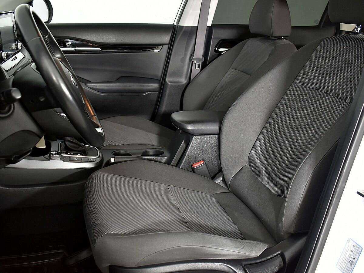Купить Kia Seltos с пробегом. Фото: #5