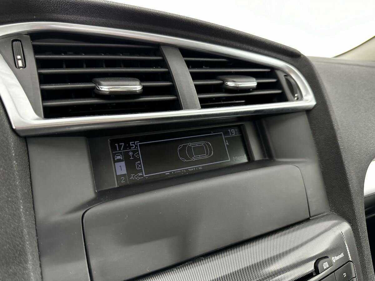 Купить Citroen C4 с пробегом. Фото: #14