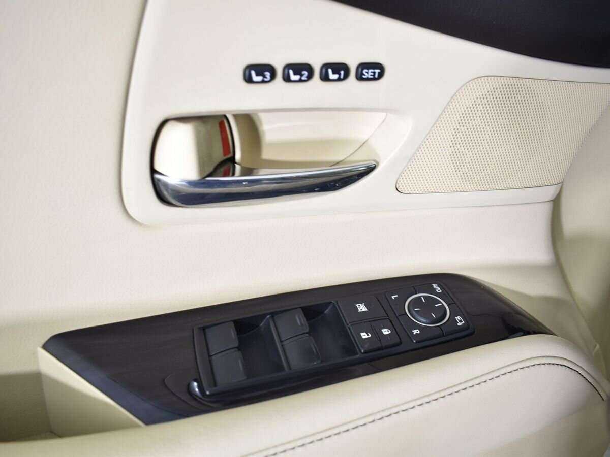 Купить Lexus RX с пробегом. Фото: #9