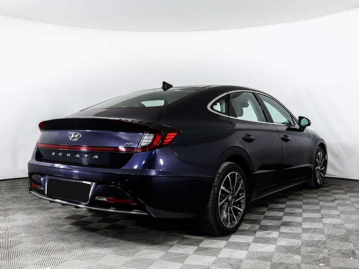 Купить Hyundai Sonata с пробегом. Фото: #4