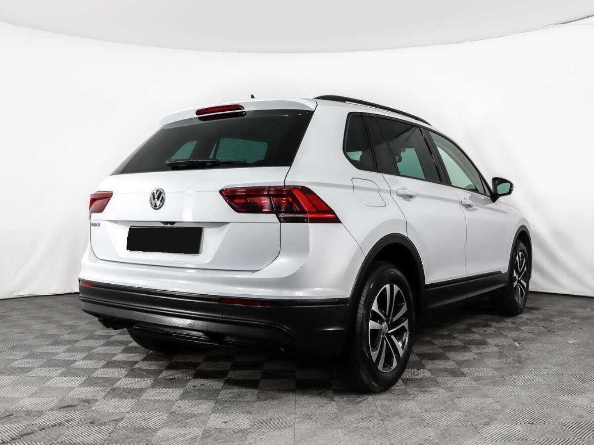 Купить Volkswagen Tiguan с пробегом. Фото: #3