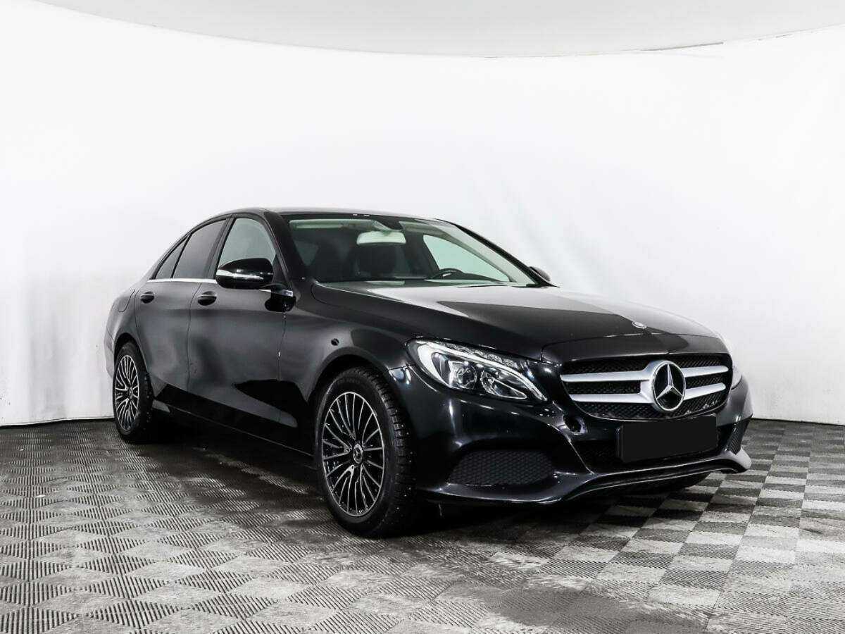 Купить Mercedes-Benz C-Класс с пробегом. Фото: #2