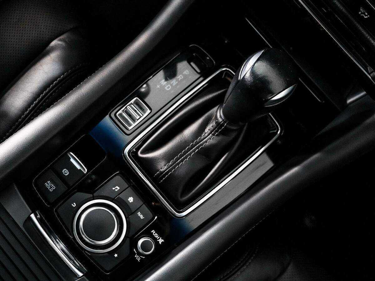 Купить Mazda 6 с пробегом. Фото: #10