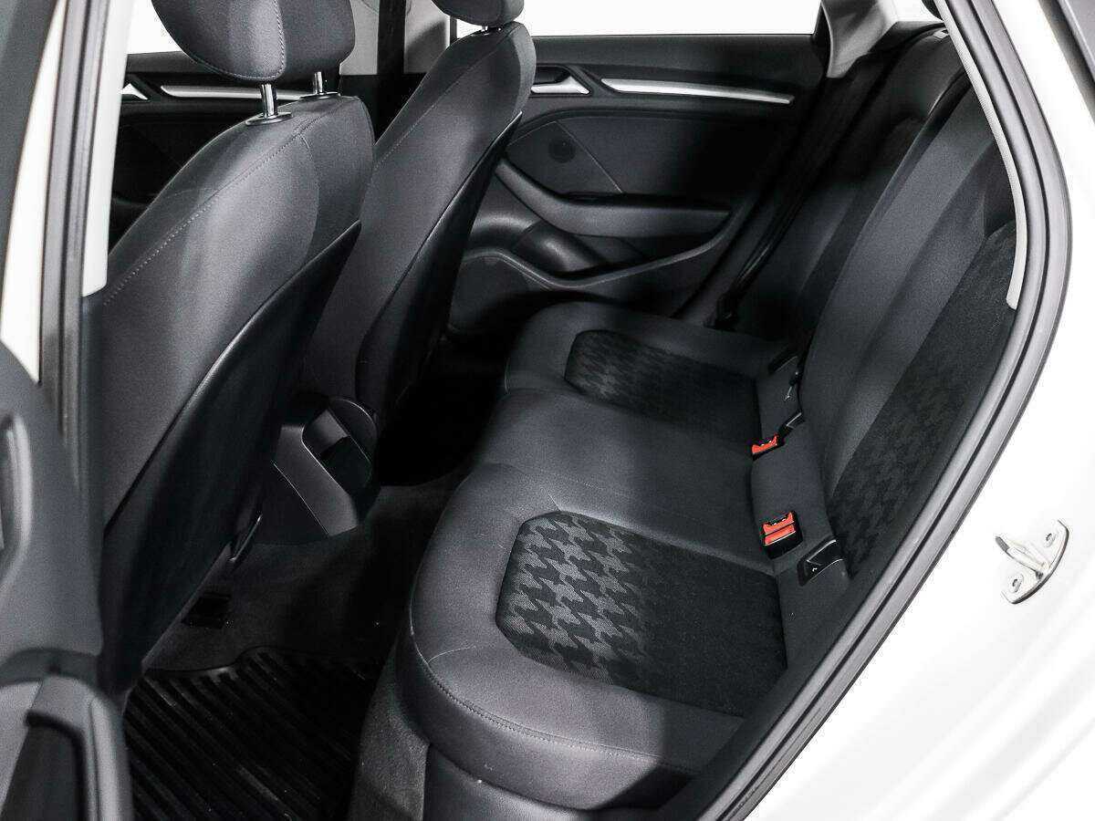 Купить Audi A3 с пробегом. Фото: #8