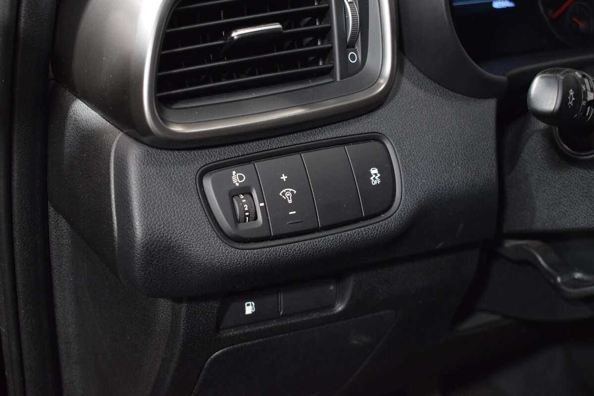 Купить Kia Sorento с пробегом. Фото: #14