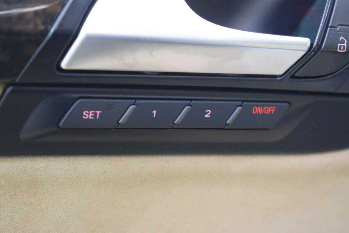 Купить Audi Q7 с пробегом. Фото: #8