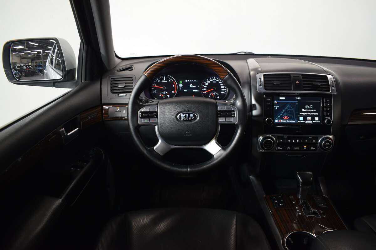 Купить Kia Mohave с пробегом. Фото: #7