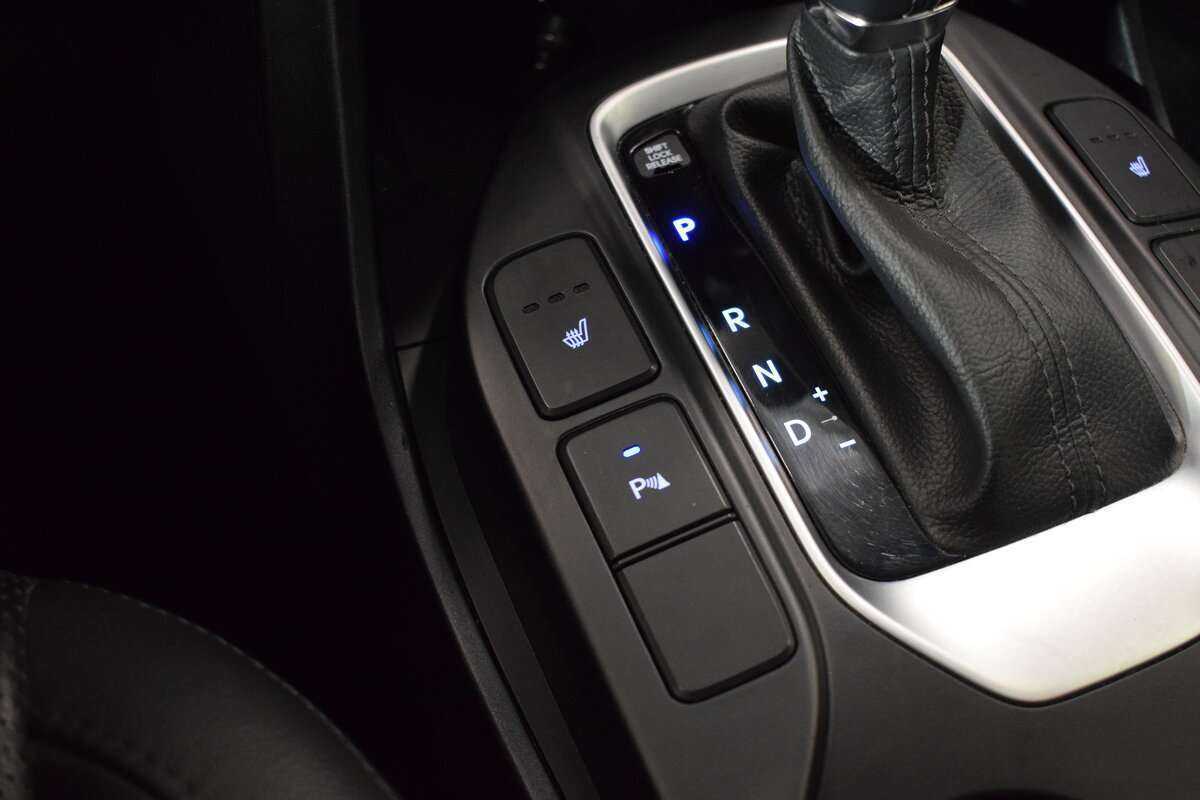 Купить Hyundai Santa Fe с пробегом. Фото: #24