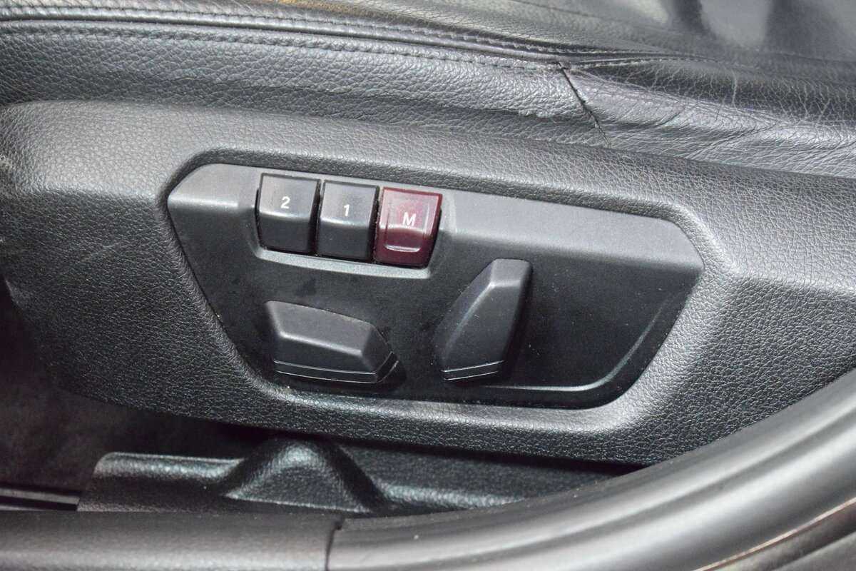 Купить BMW 3 серии с пробегом. Фото: #10