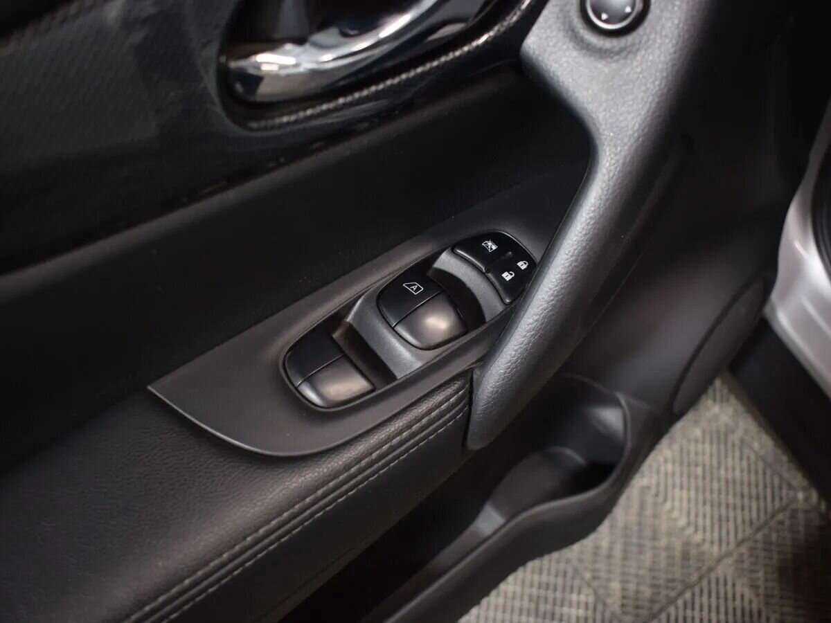 Купить Nissan X-Trail с пробегом. Фото: #13