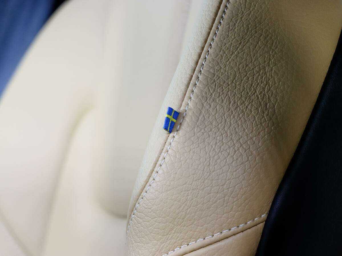 Купить Volvo XC60 с пробегом. Фото: #14