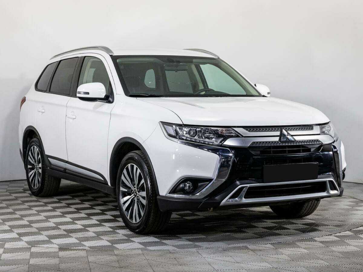 Купить Mitsubishi Outlander с пробегом. Фото: #2