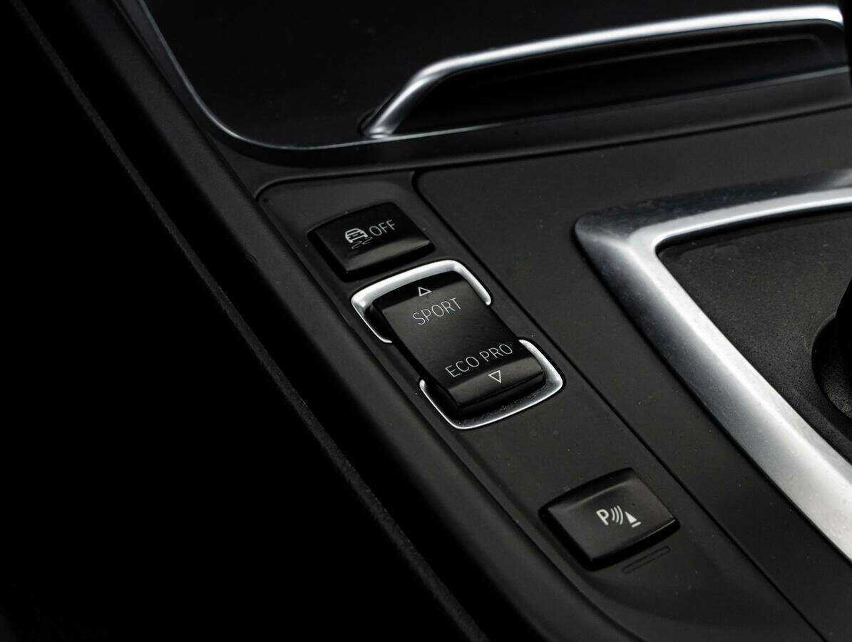 Купить BMW 3 серии с пробегом. Фото: #16