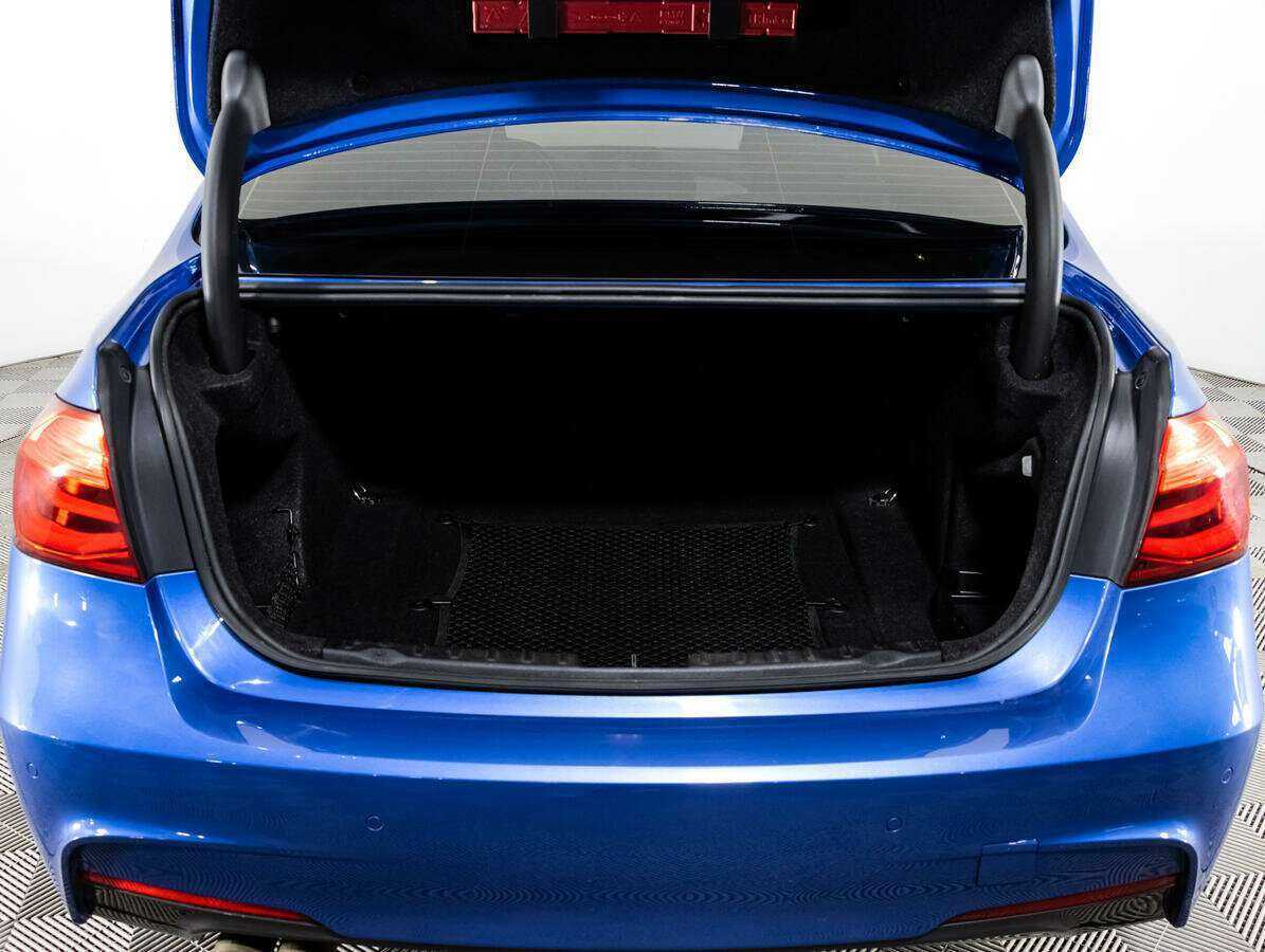 Купить BMW 3 серии с пробегом. Фото: #19