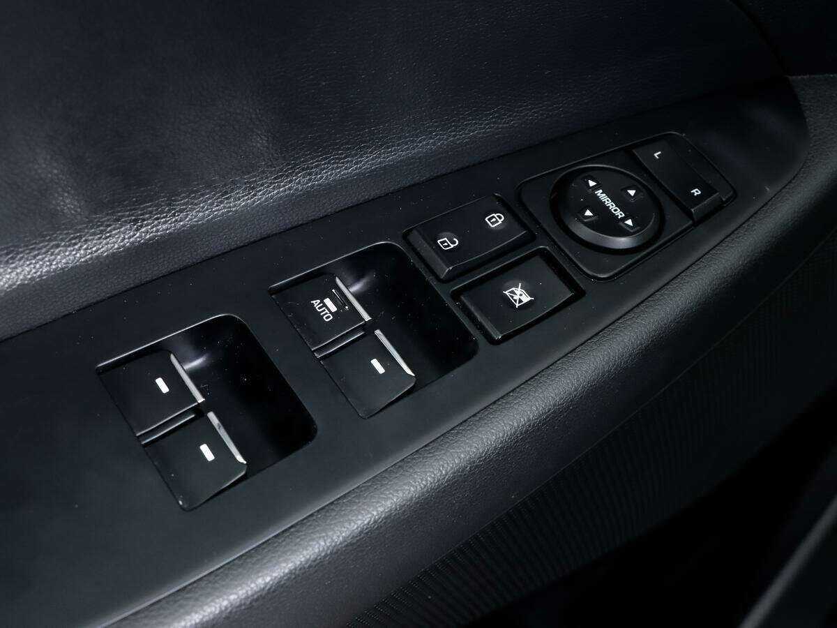 Купить Hyundai Tucson с пробегом. Фото: #11