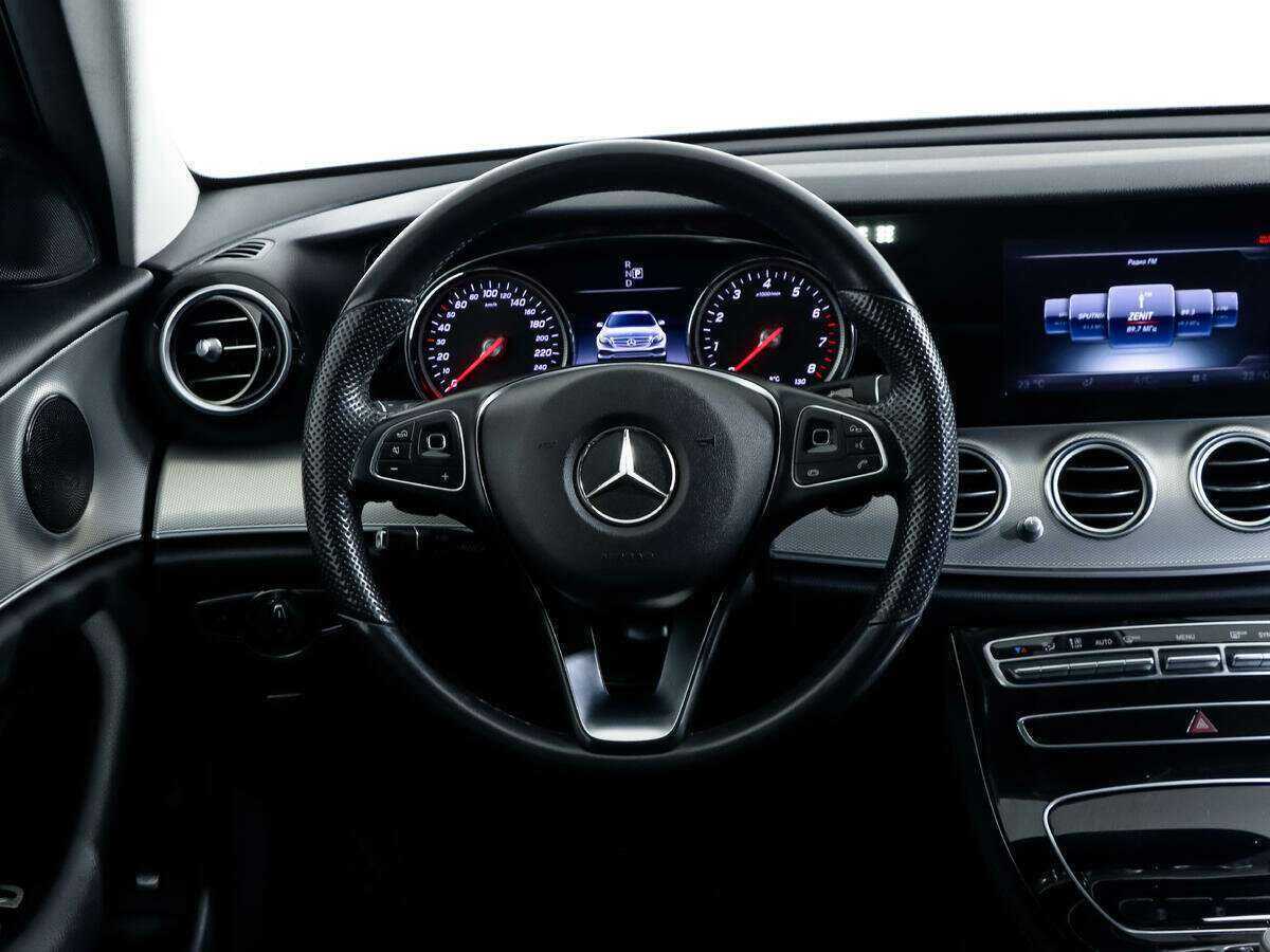 Купить Mercedes-Benz E-Класс с пробегом. Фото: #11