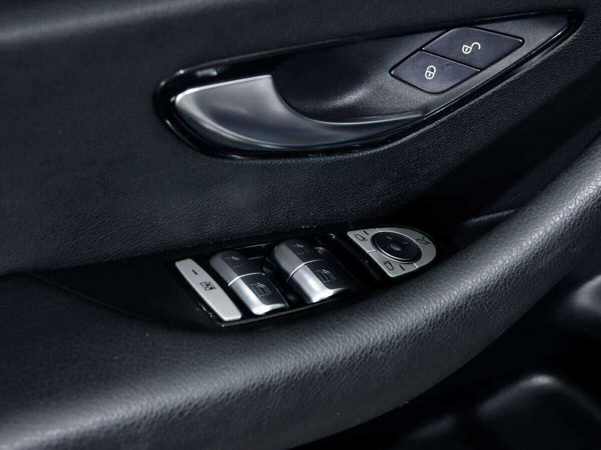 Купить Mercedes-Benz E-Класс с пробегом. Фото: #14