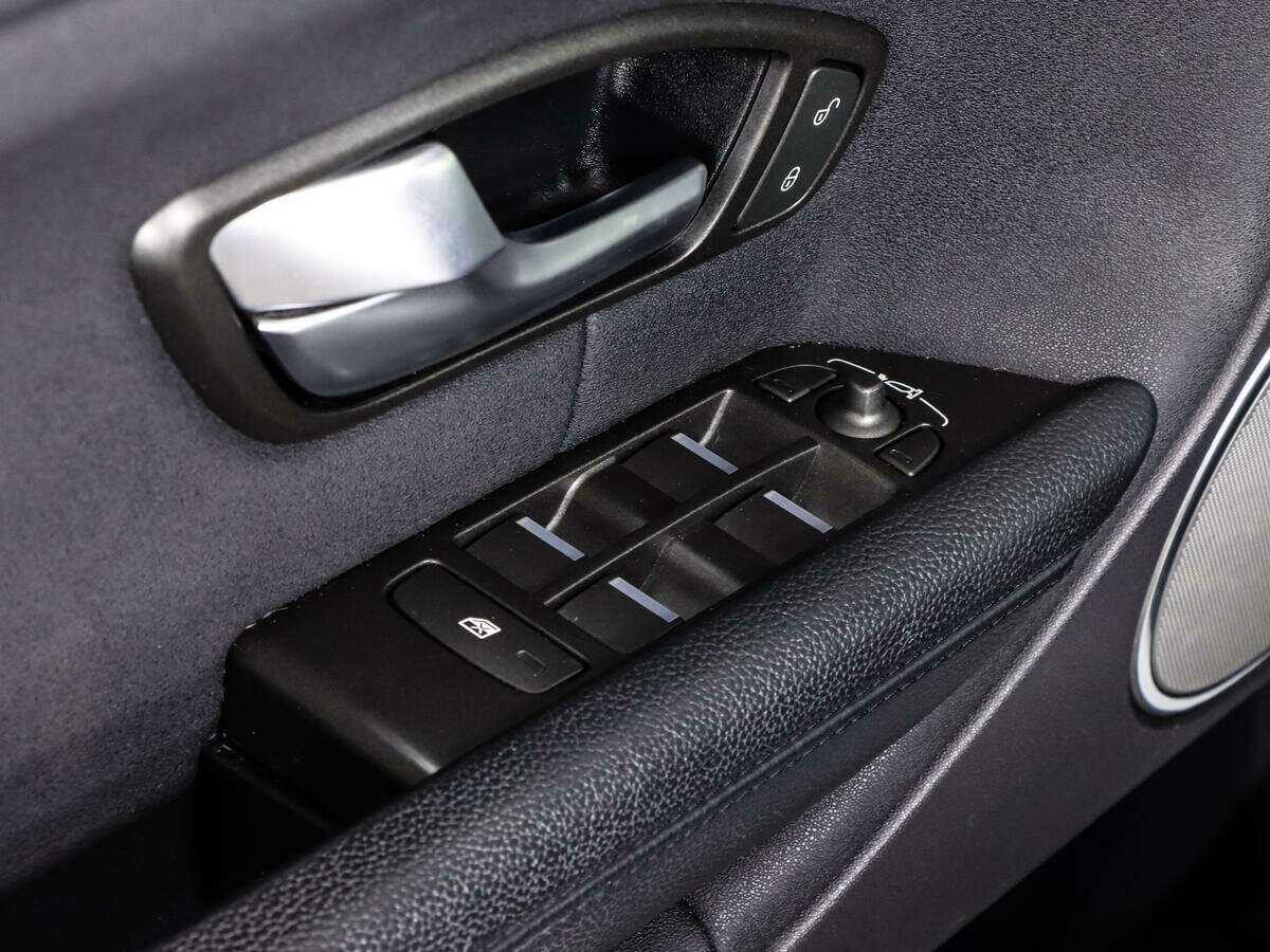 Купить Land Rover Range Rover Evoque с пробегом. Фото: #19