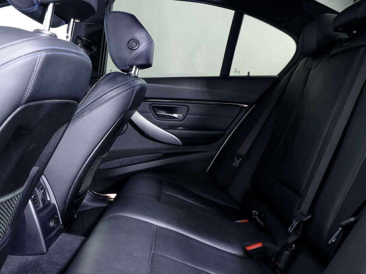 Купить BMW 3 серии с пробегом. Фото: #10