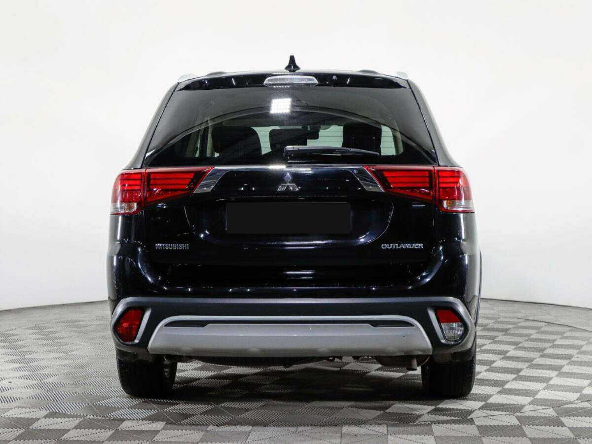 Купить Mitsubishi Outlander с пробегом. Фото: #5