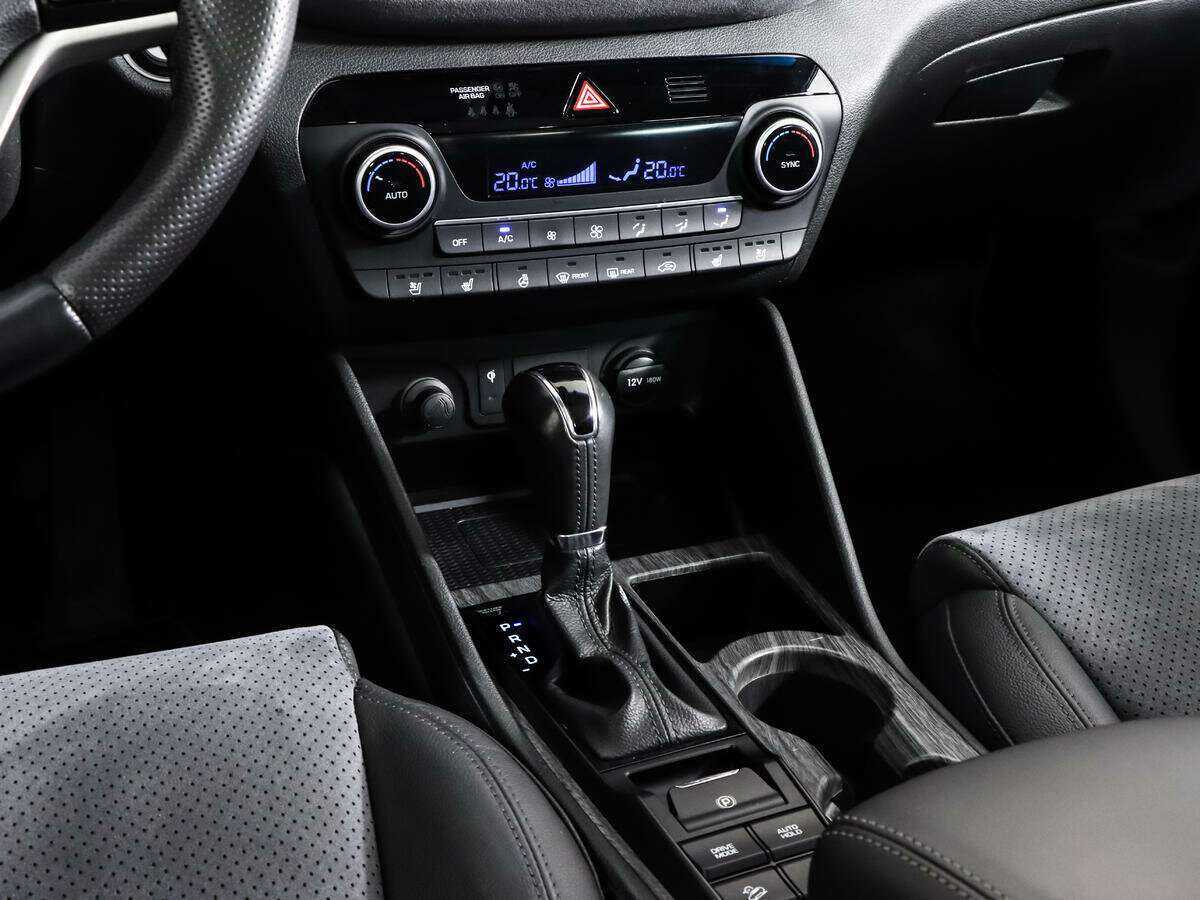 Купить Hyundai Tucson с пробегом. Фото: #10