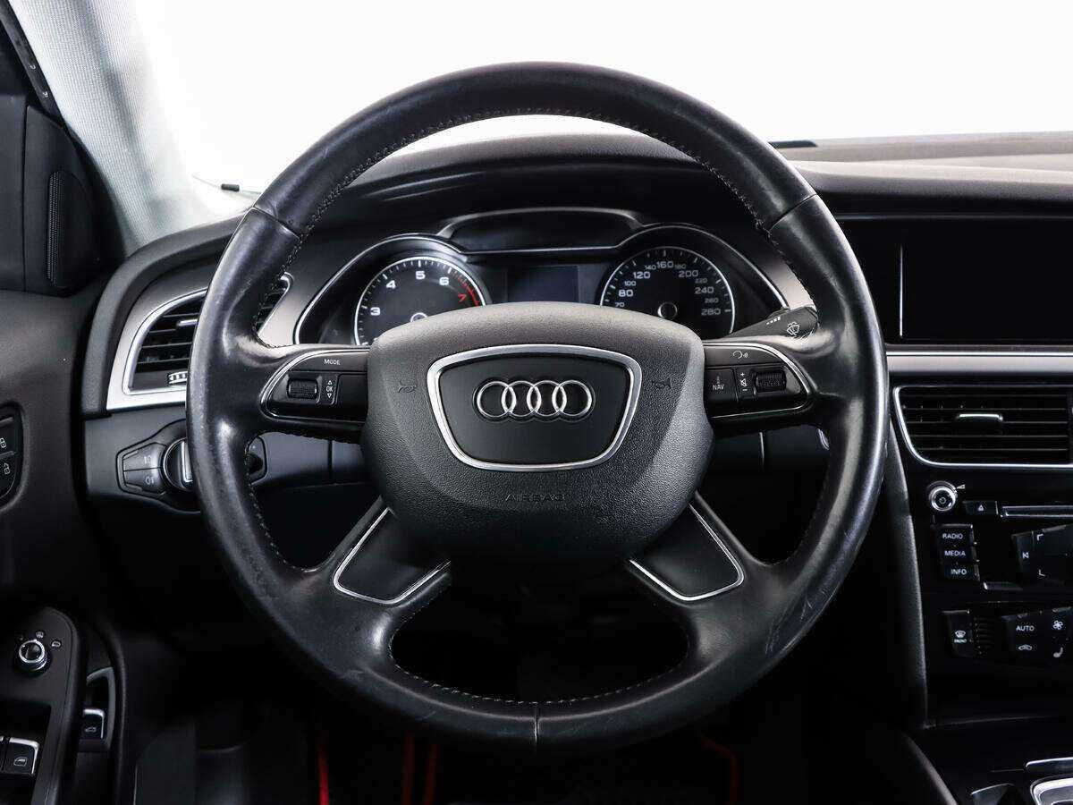 Купить Audi A4 с пробегом. Фото: #11