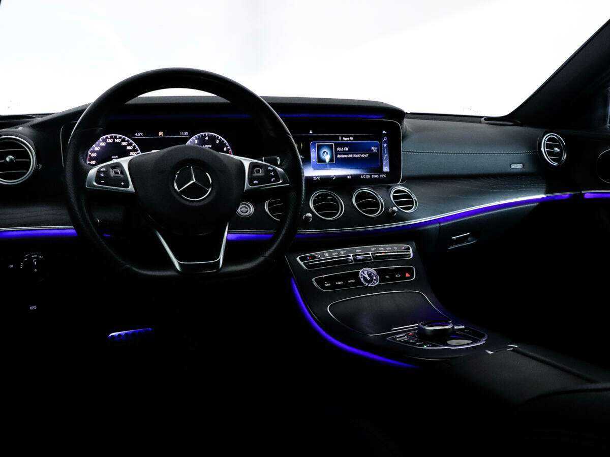 Купить Mercedes-Benz E-Класс с пробегом. Фото: #9